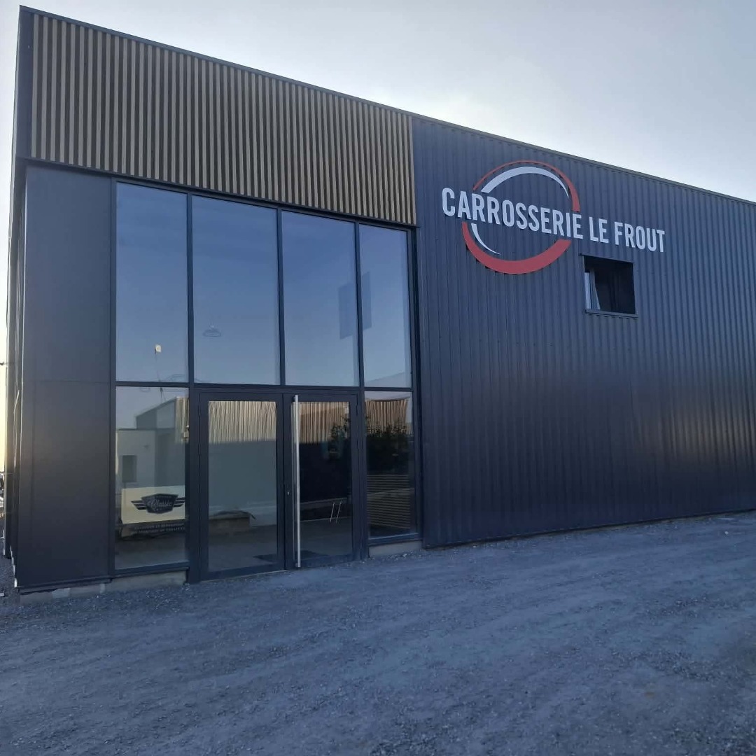 CARROSSERIE LE FROUT - MILIZAC-GUIPRONVEL (29290) Visuel 3