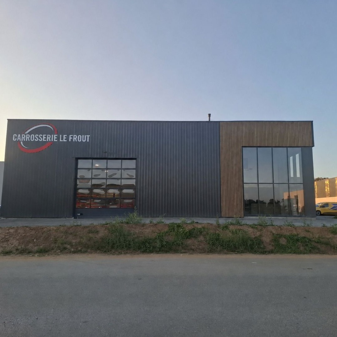 CARROSSERIE LE FROUT - MILIZAC-GUIPRONVEL (29290) Visuel 1